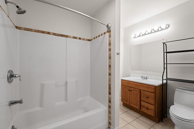 Building Photo - 3408 E 48th Ct