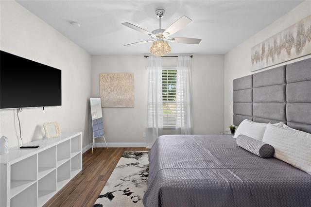 Building Photo - 1420 Alamandine Ave