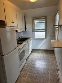 Building Photo - 519 1/2 S Almon St