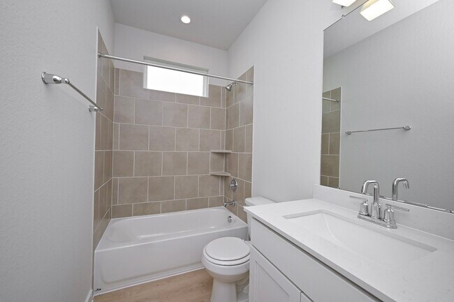 Building Photo - 33019 School Hl Rd