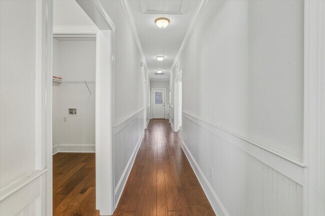 Building Photo - 1743 Brush Hill Rd