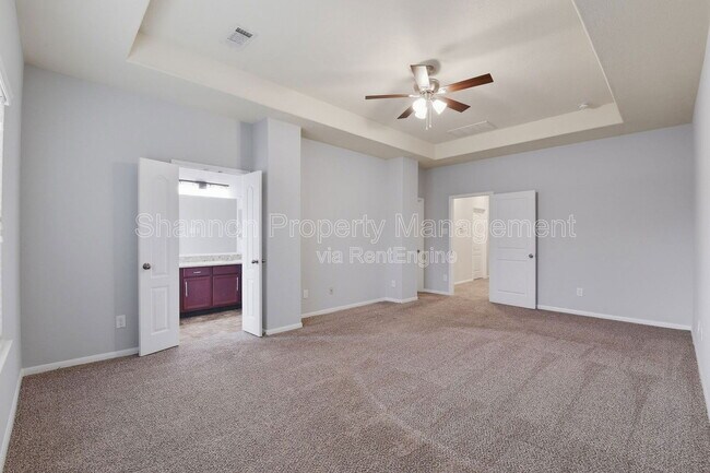 Building Photo - 17142 Amarose Dr