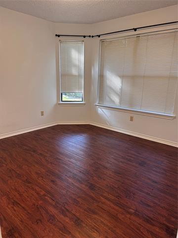 Building Photo - 3304 Scarlet Oak