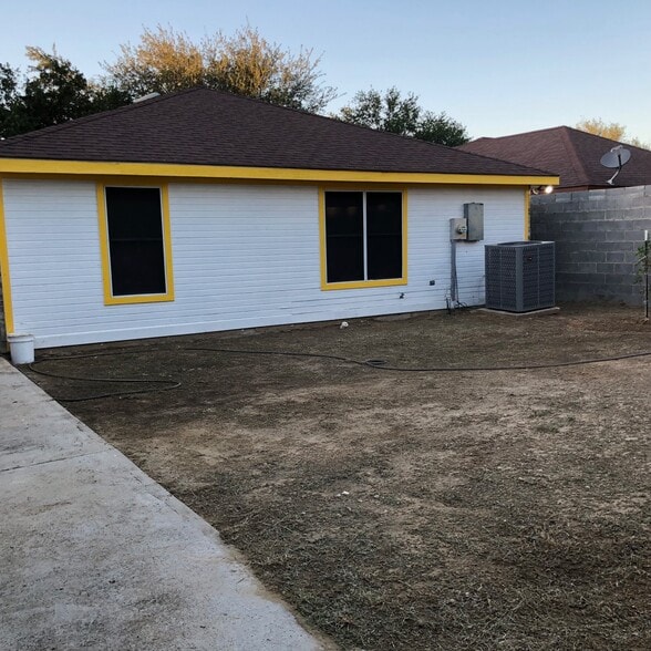Building Photo - 5919 Colt Dr
