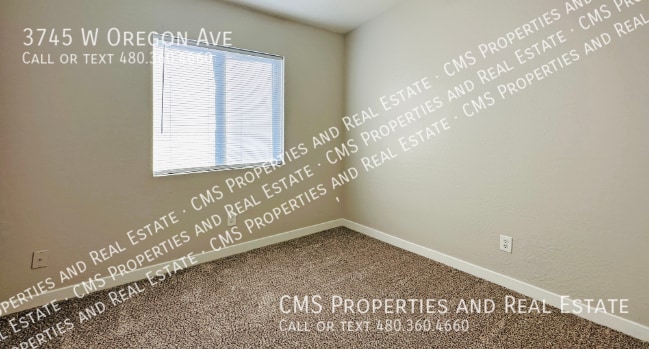 Building Photo - 3745 W Oregon Ave