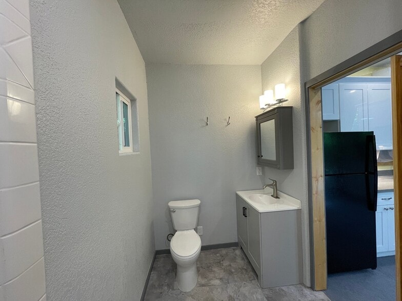 Building Photo - 12570 Mays Canyon Rd