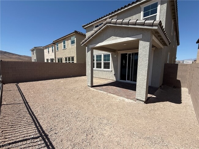 Building Photo - 2766 Tricase St