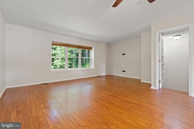 Building Photo - 166 Camber Ln