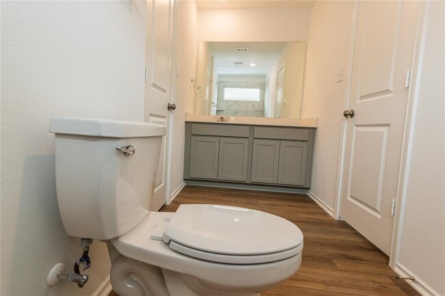 Building Photo - 116 The Ugly Wy