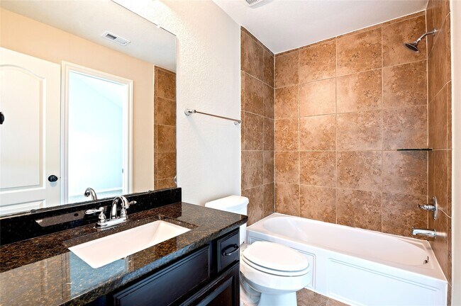 Building Photo - 6526 Hunters Creek Ln