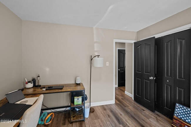Building Photo - 5603 Gold Ct
