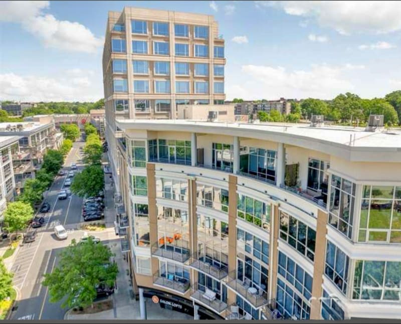 Building Photo - 1133 Metropolitan Ave