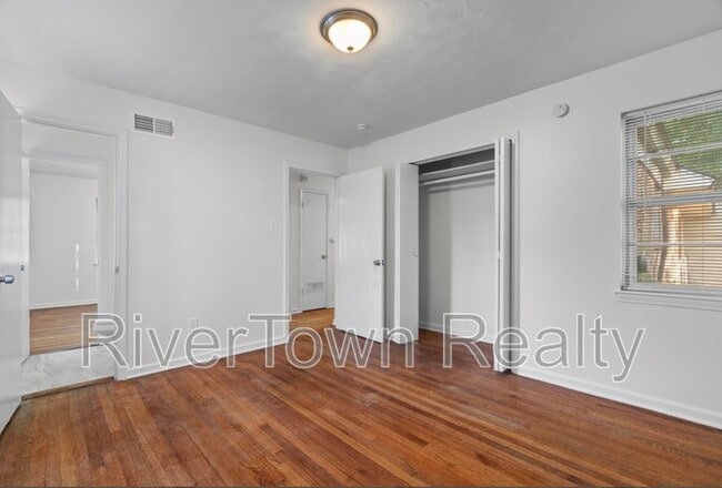 Building Photo - 4867 Haleville Rd