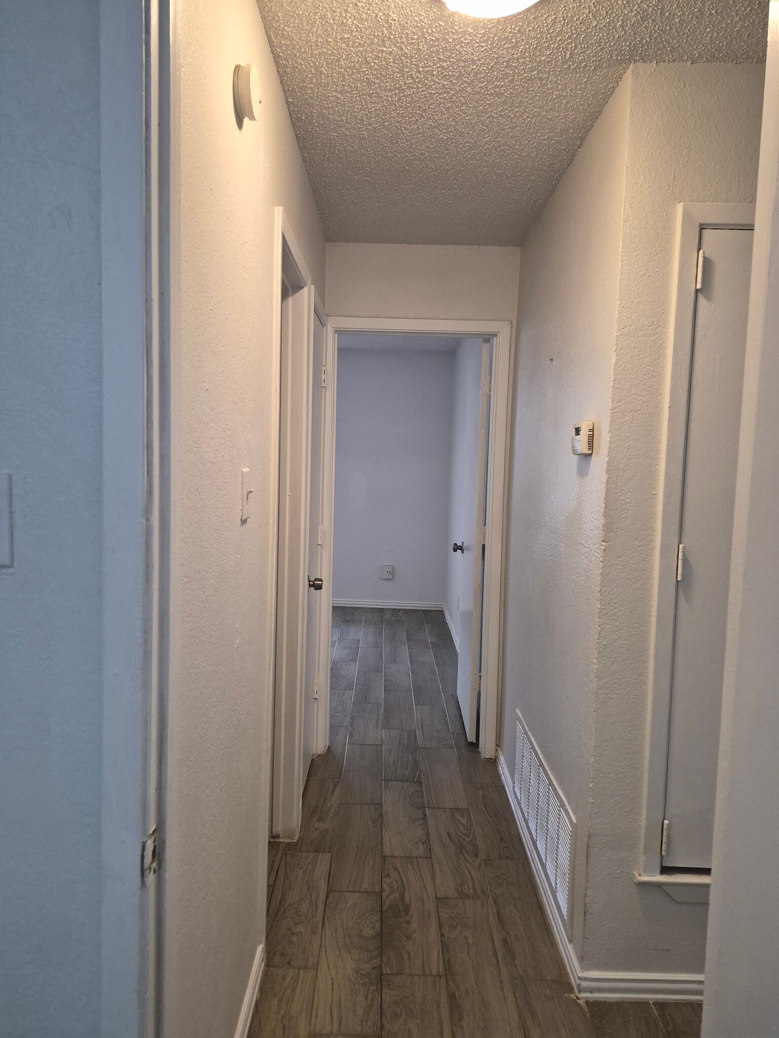 Building Photo - 214 Pine Meadow Dr