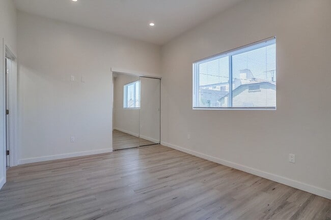 Building Photo - 4636 Lomita St
