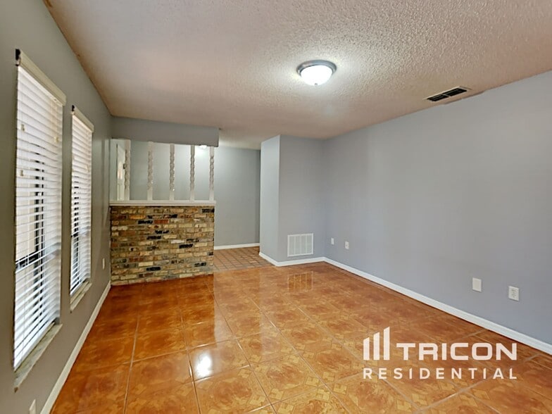 Building Photo - 5163 Tallow Wood Ct