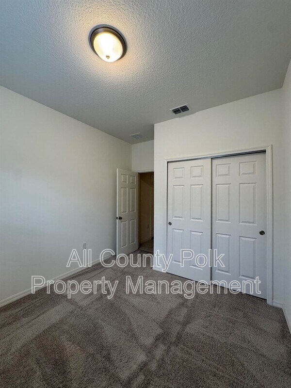 Building Photo - 7163 Cruz Ct