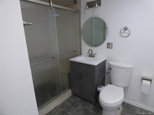 Building Photo - 2944 New York 17k Unit B