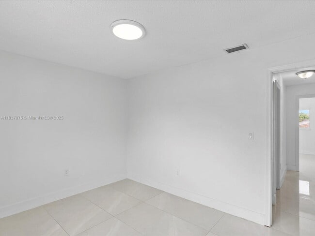 Building Photo - 1790 W 58th St