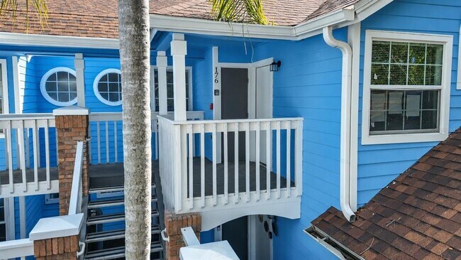 Building Photo - 2717 N Poinciana Blvd