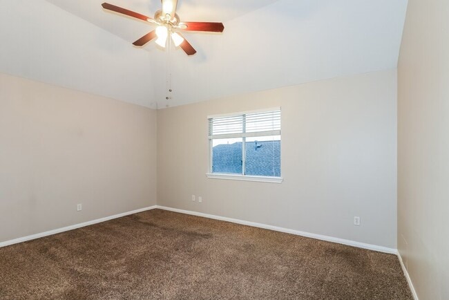 Building Photo - 2402 Birch Canyon Ct