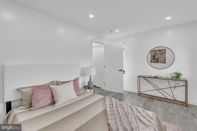 Building Photo - 201 Timber Creek Rd