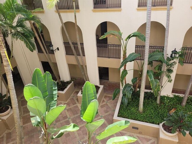 Building Photo - 3020 NW 125th Ave