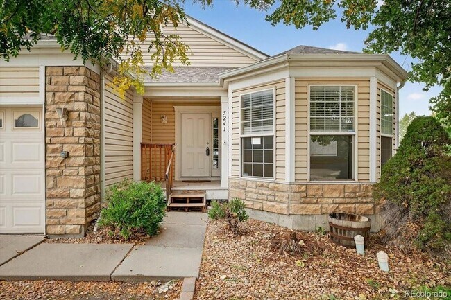 Primary Photo - 5241 Helena St