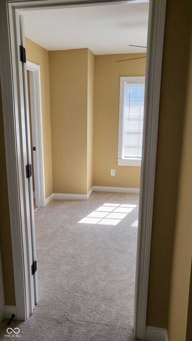 Building Photo - 1924 N Talbott St