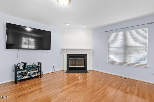 Building Photo - 624 Deacon Ridge St