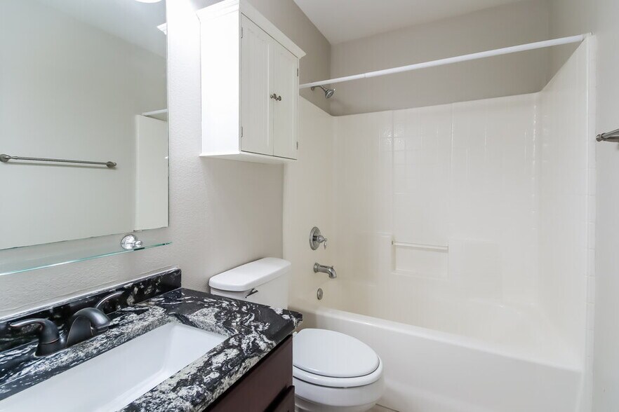 Building Photo - 119 Chamblin Dr