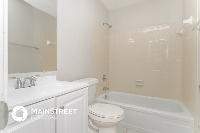 Building Photo - 1442 Oak Valley Dr