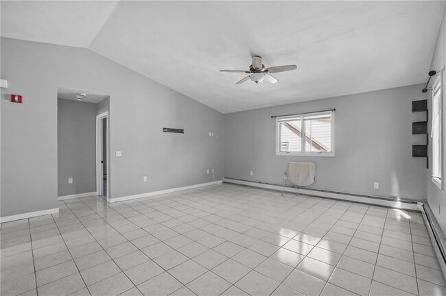 Building Photo - 1041 Atwood Ave