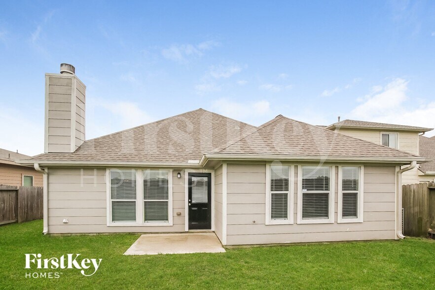 Building Photo - 1419 Rosebay Rd