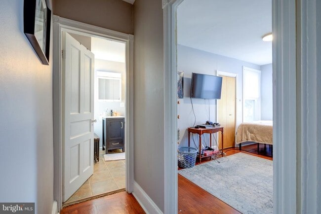 Building Photo - 4360 Pechin St