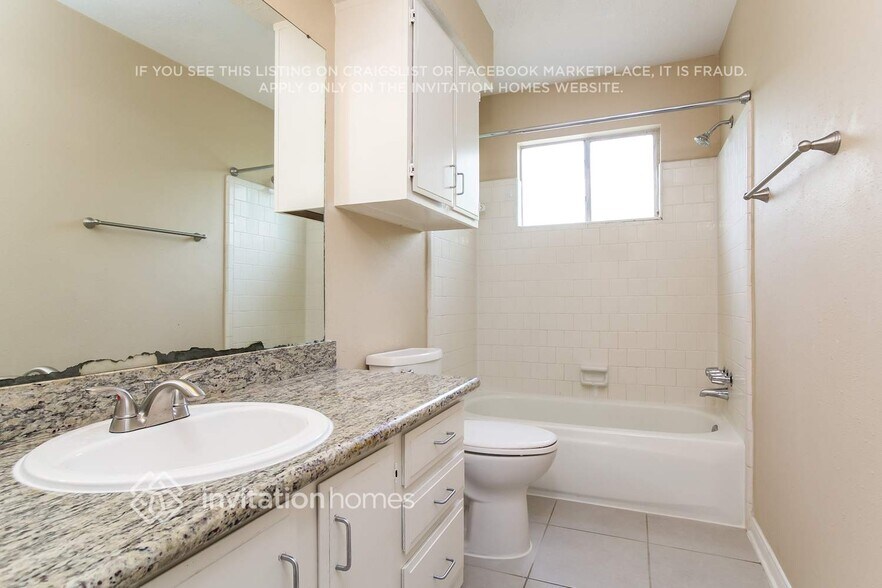 Building Photo - 3922 Cypressdale Dr