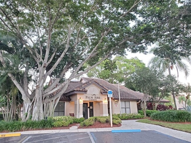 Building Photo - 4581 W McNab Rd