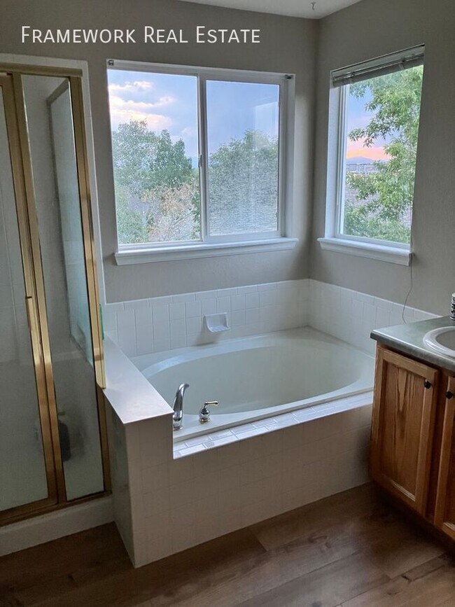 Building Photo - 13371 Pearl Cir