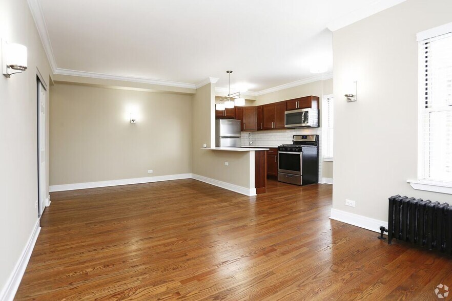 Building Photo - 901 W Argyle St