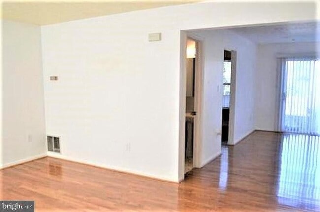 Building Photo - 2905 Charredwood Dr