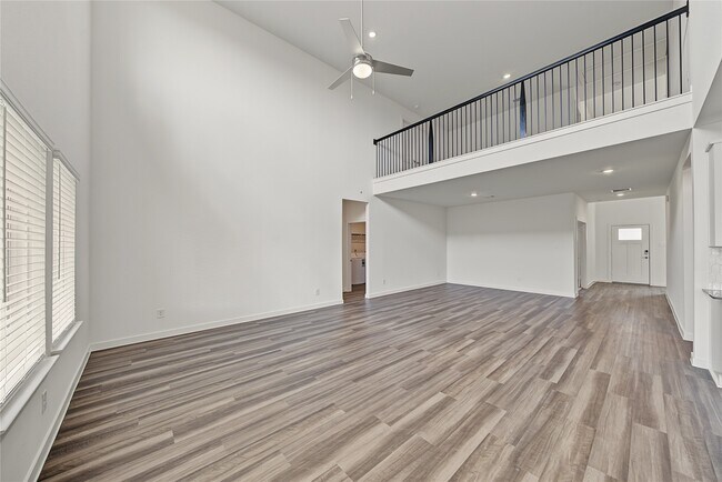 Building Photo - 31415 Joshua Knl Ln