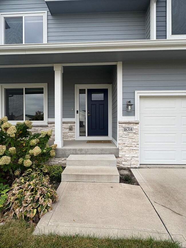 Building Photo - 16314 Springbrook Trl