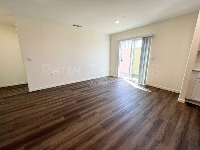 Building Photo - 4075 Cinnabar Ct