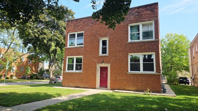Primary Photo - 8255 Kilpatrick Ave
