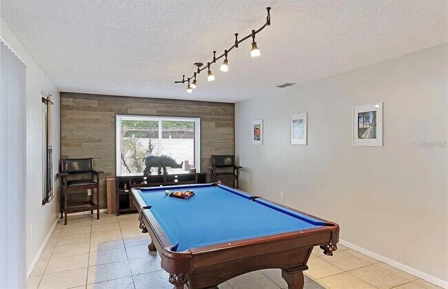 Building Photo - 7316 Caladesia Dr