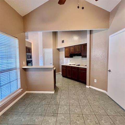Building Photo - 205 Sunset Dr