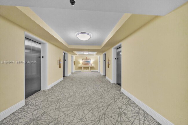 Building Photo - 2501 S Ocean Dr