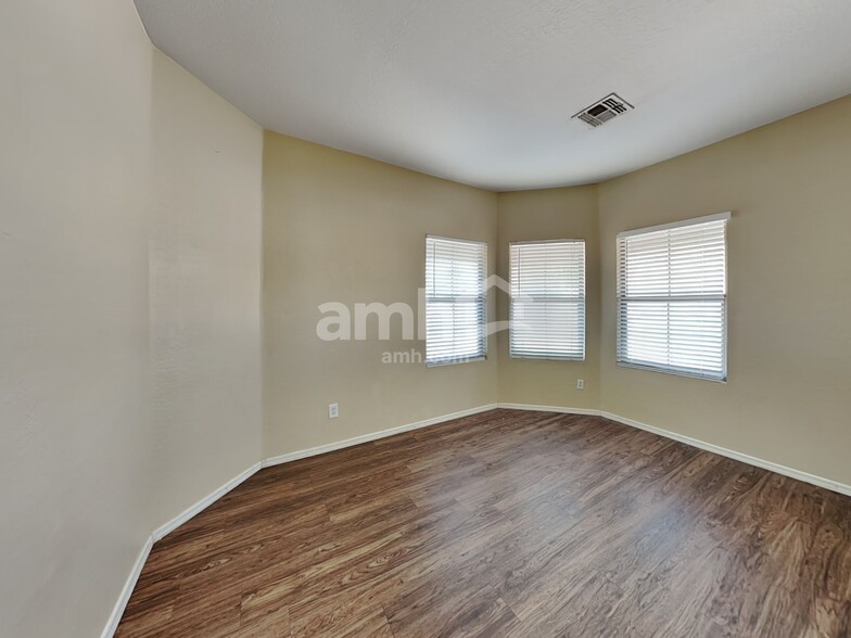 Building Photo - 3733 W Nancy Ln