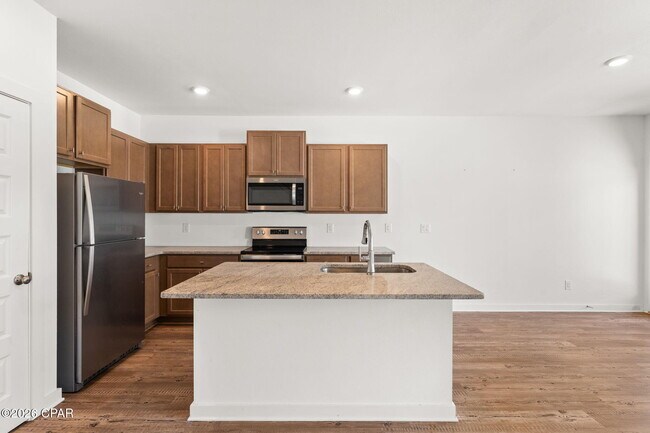 Building Photo - 409 N Gay Ave