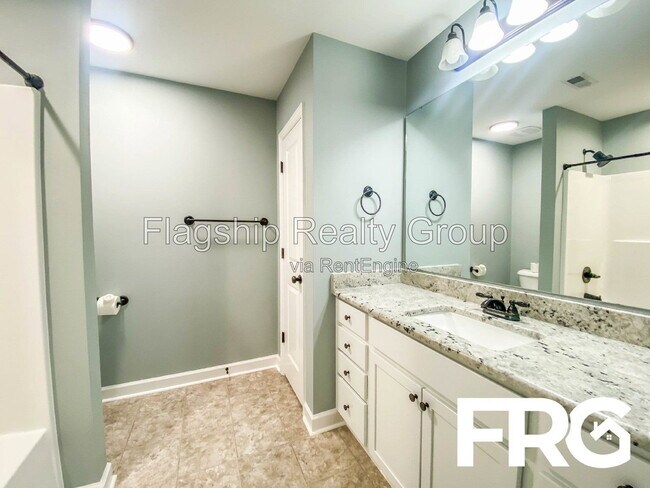 Building Photo - 101 Muirfield Pl